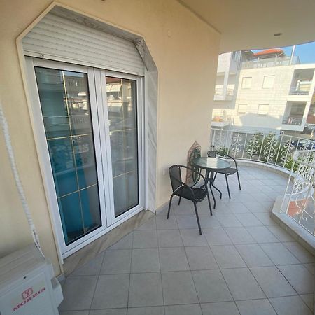 Kelesi Apartments Nea Kallikrateia Kültér fotó