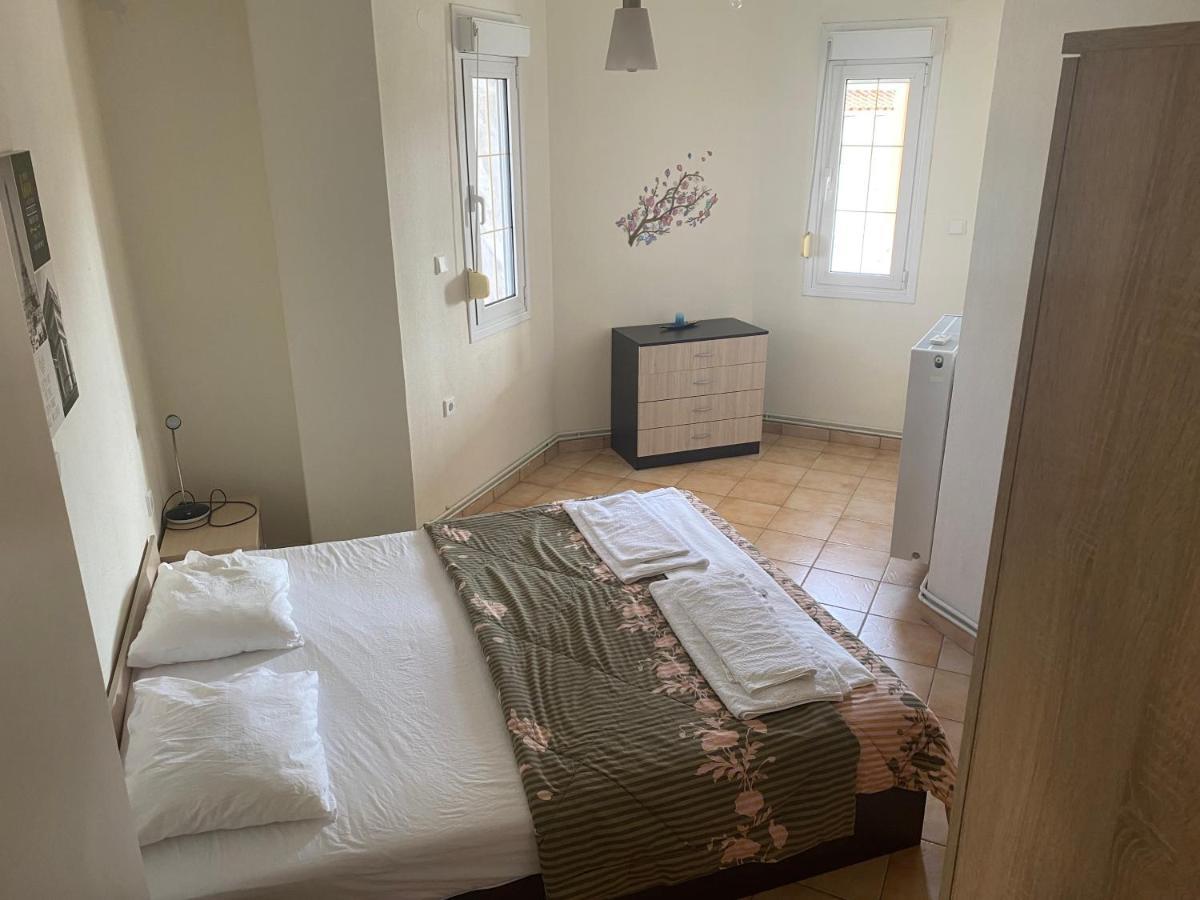 Kelesi Apartments Nea Kallikrateia Kültér fotó