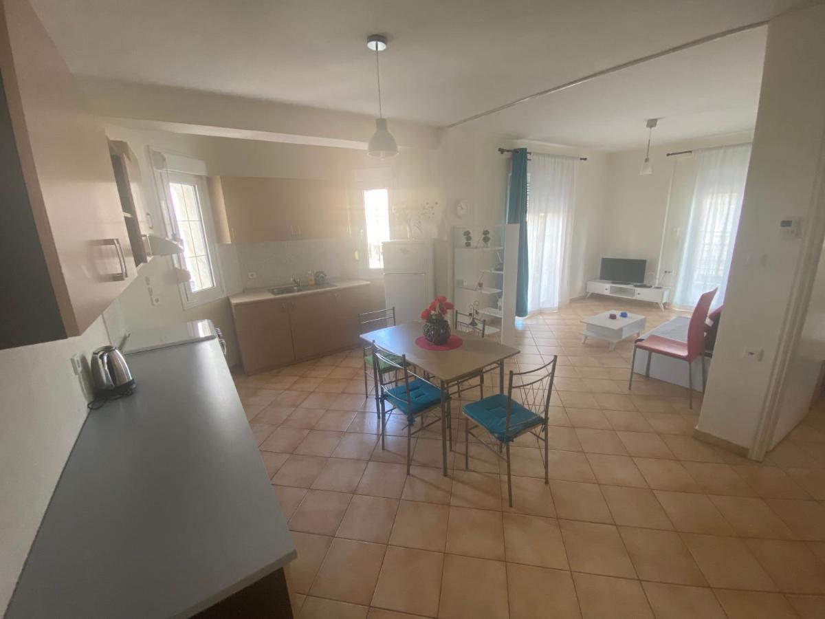 Kelesi Apartments Nea Kallikrateia Kültér fotó